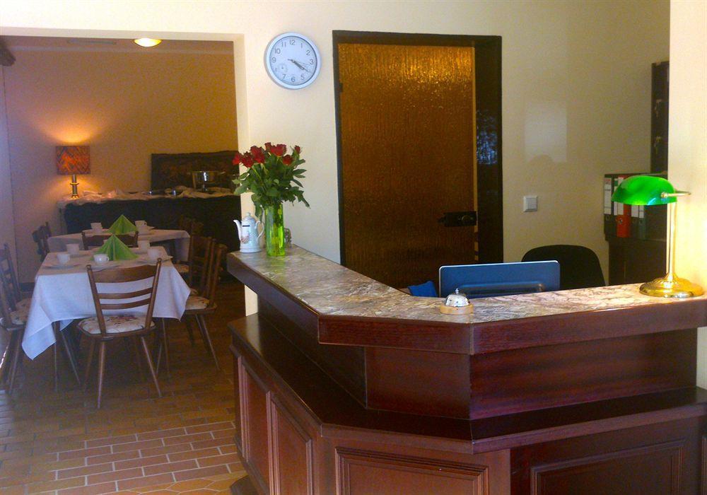 Hotel Kaiserhof Лерте Екстериор снимка